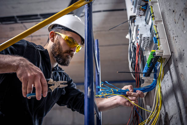 Best Emergency Electrician Near Me  in South Portland, ME